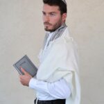 סידור מפואר אפור