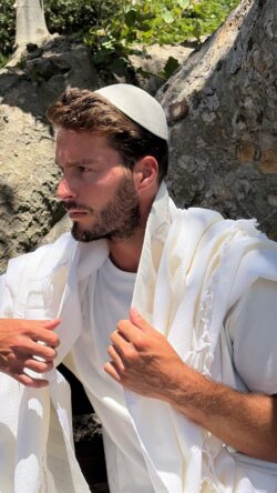 טלית דגם לואן