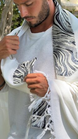⁦טלית דגם CAPRI⁩ – תמונה ⁦6⁩