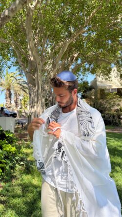 ⁦טלית דגם CAPRI⁩ – תמונה ⁦5⁩